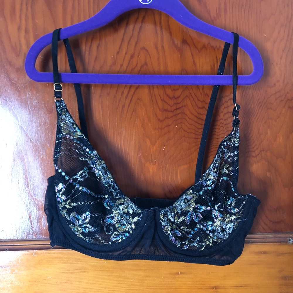 Unlined Embroidered Lace Bra with underwire